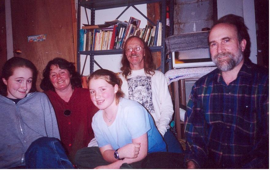 Jim and Iona with his sister Annie and her family